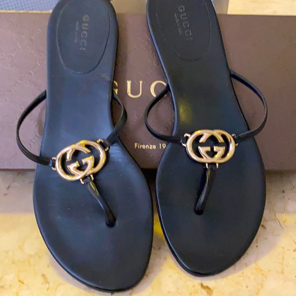 Authentic Gucci GG leather sandals